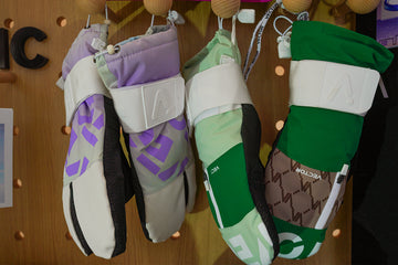 How to Wash Ski and Snowboard Gloves