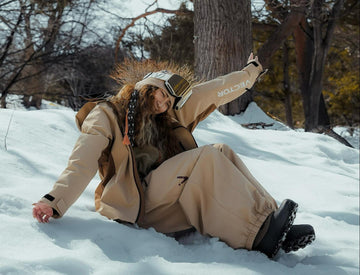 Softshell vs. Hardshell Snow Jackets: Which One is Right for You