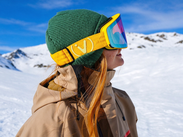 ski goggles