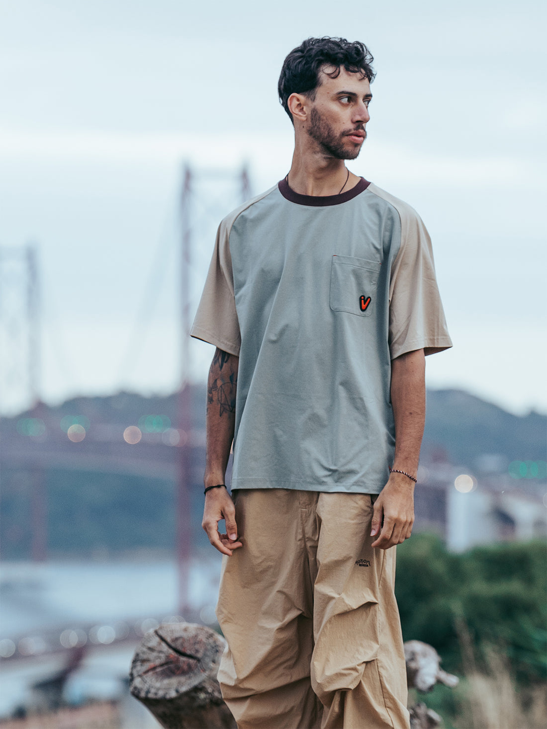 Men's Quick Dry Easy-Care Moutain Tee